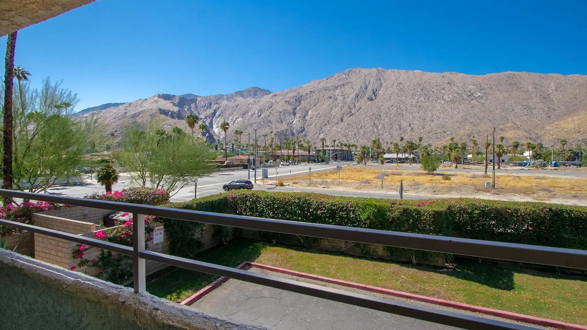 Biarritz Bliss By Oranj Palm Villa Palm Springs Holiday home
