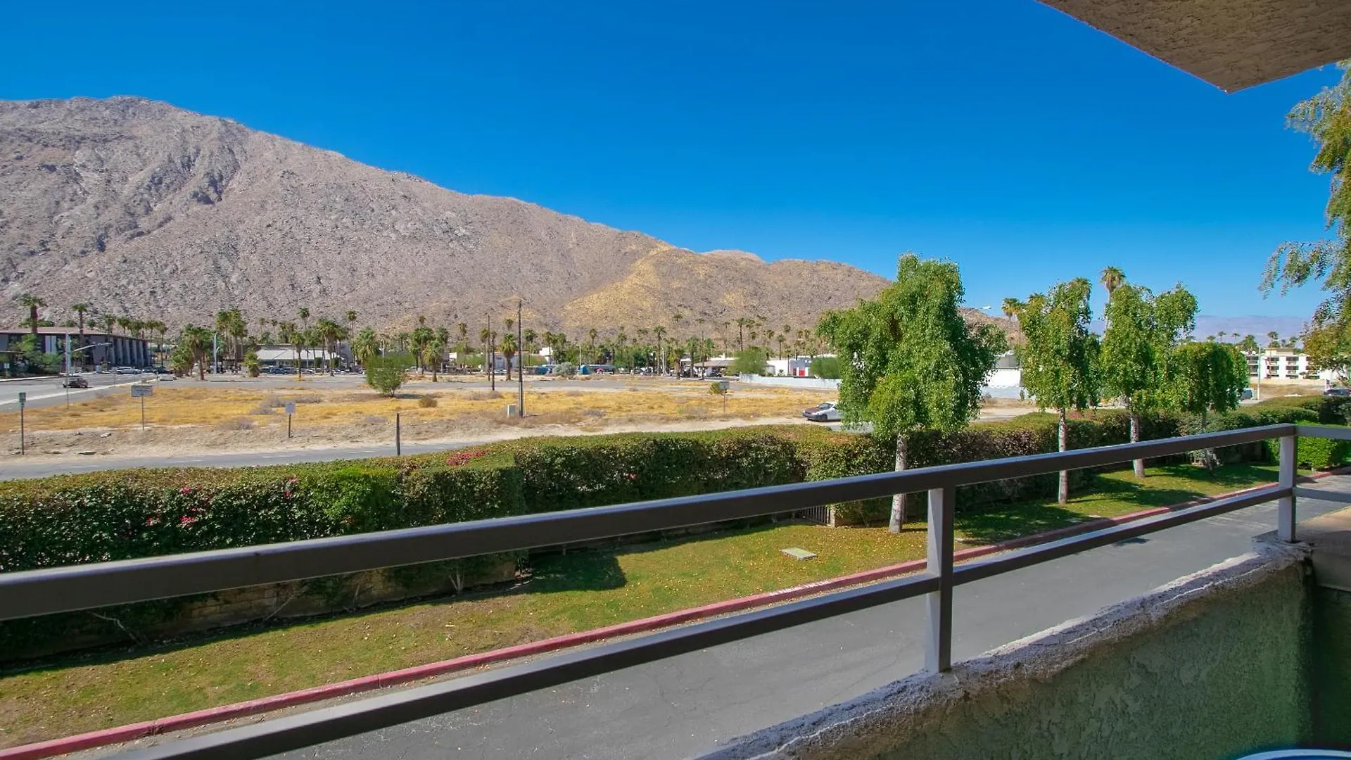 Holiday home Biarritz Bliss By Oranj Palm Villa Palm Springs